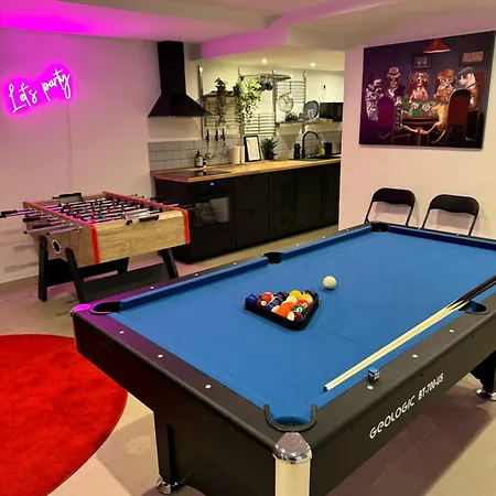아파트 Center - Belle 180m2 - Amis - Famille - Anniversaire 리가